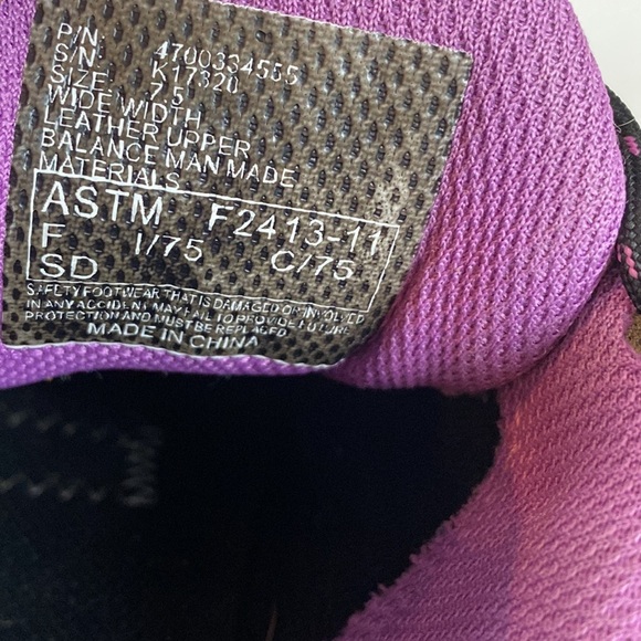 Hytest Static Dissipating Composite Toe Athletic Safety Shoe 7.5W - Picture 12 of 16